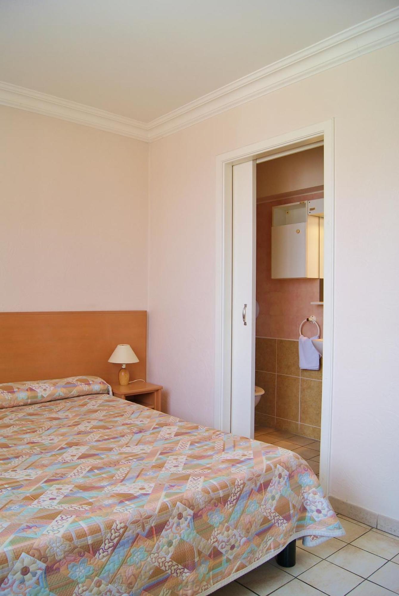 Auberge de la Baronne La Gaude Extérieur photo